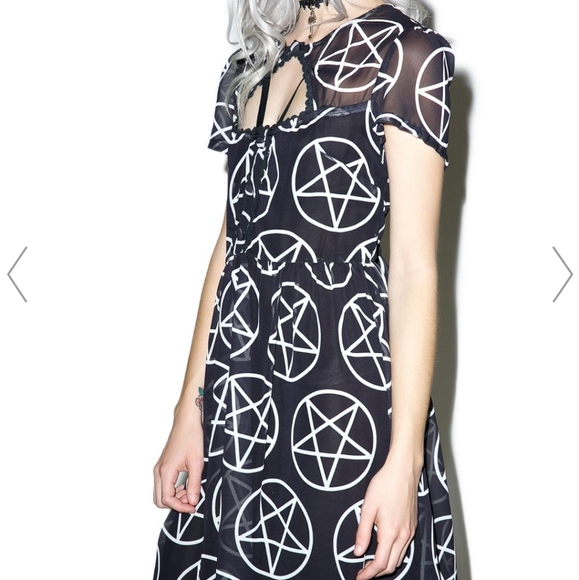 **SOLD**Hayley Hex Dress Killstar - Picture 2 of 6